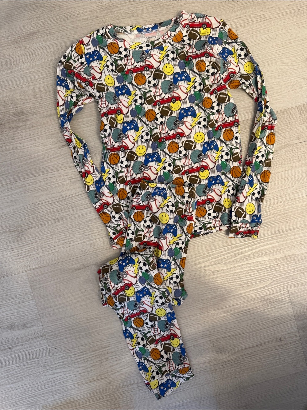 Kids Multicolor Sports & Smiley Long Sleeve Pajama Set